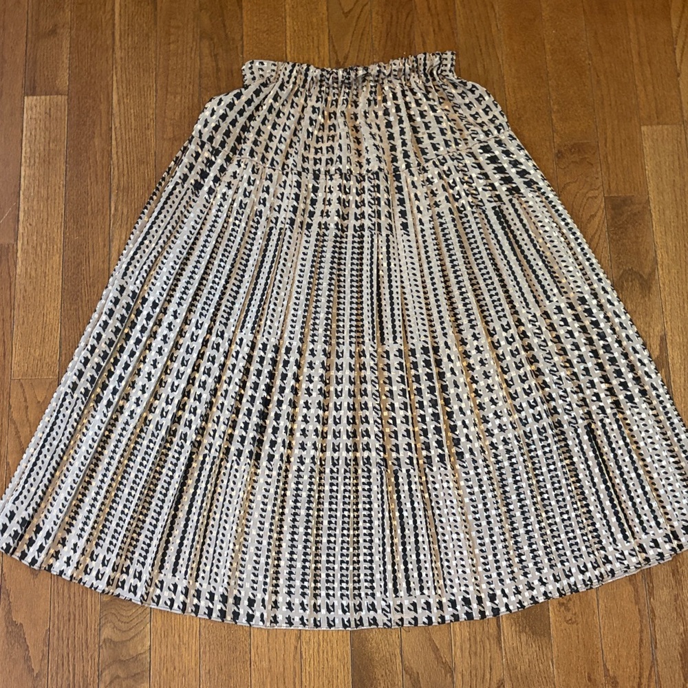 Black and tan vintage Patterned Skirt